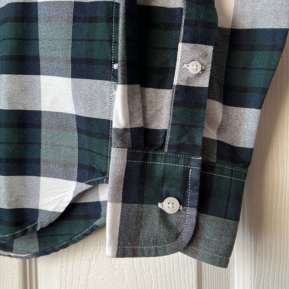 J. Crew button down plaid Oxford shirt. EUC - Picture 5 of 8